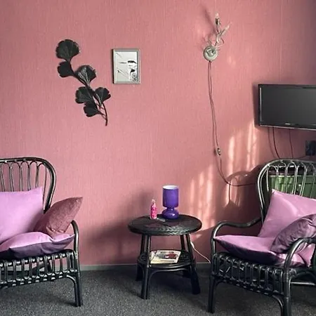 Bed & Breakfast Devijfbees Barendrecht