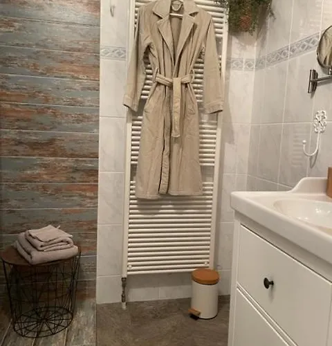 Devijfbees Barendrecht